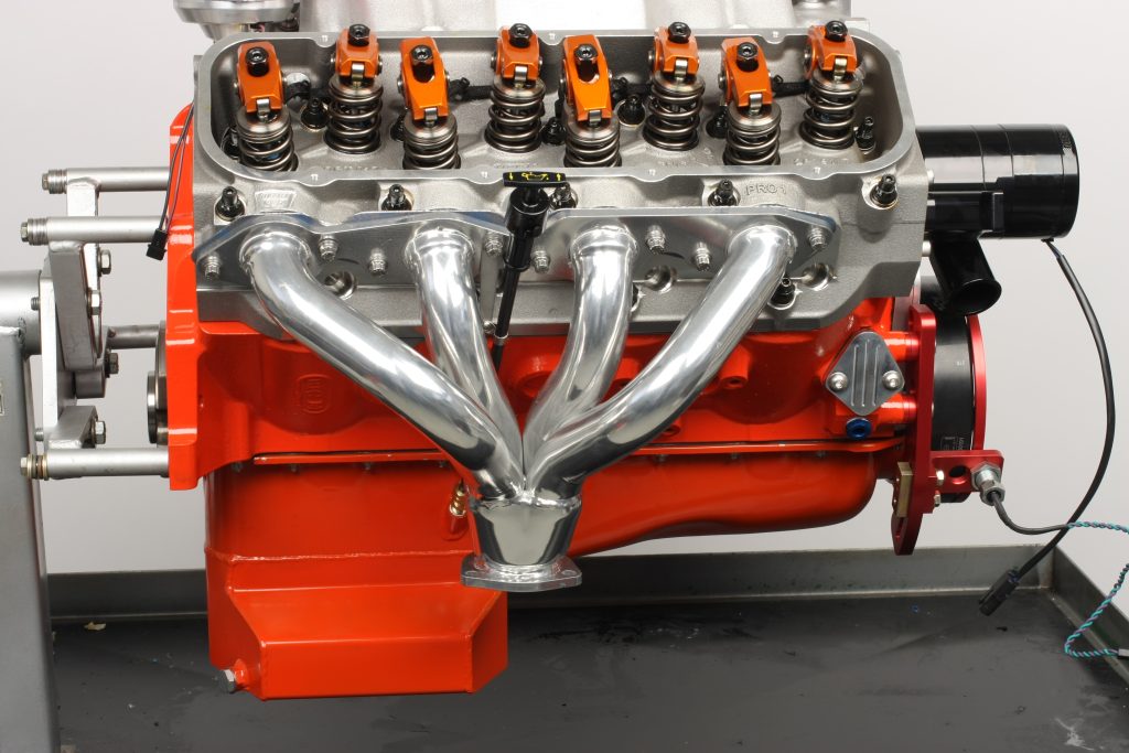 Flowtech Blockhugger Headers on Mike Mavrigian 540 CID Big Block Chevy