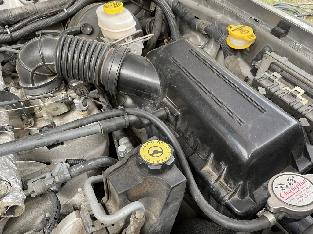 factory jeep cherokee XJ air box 4.0L