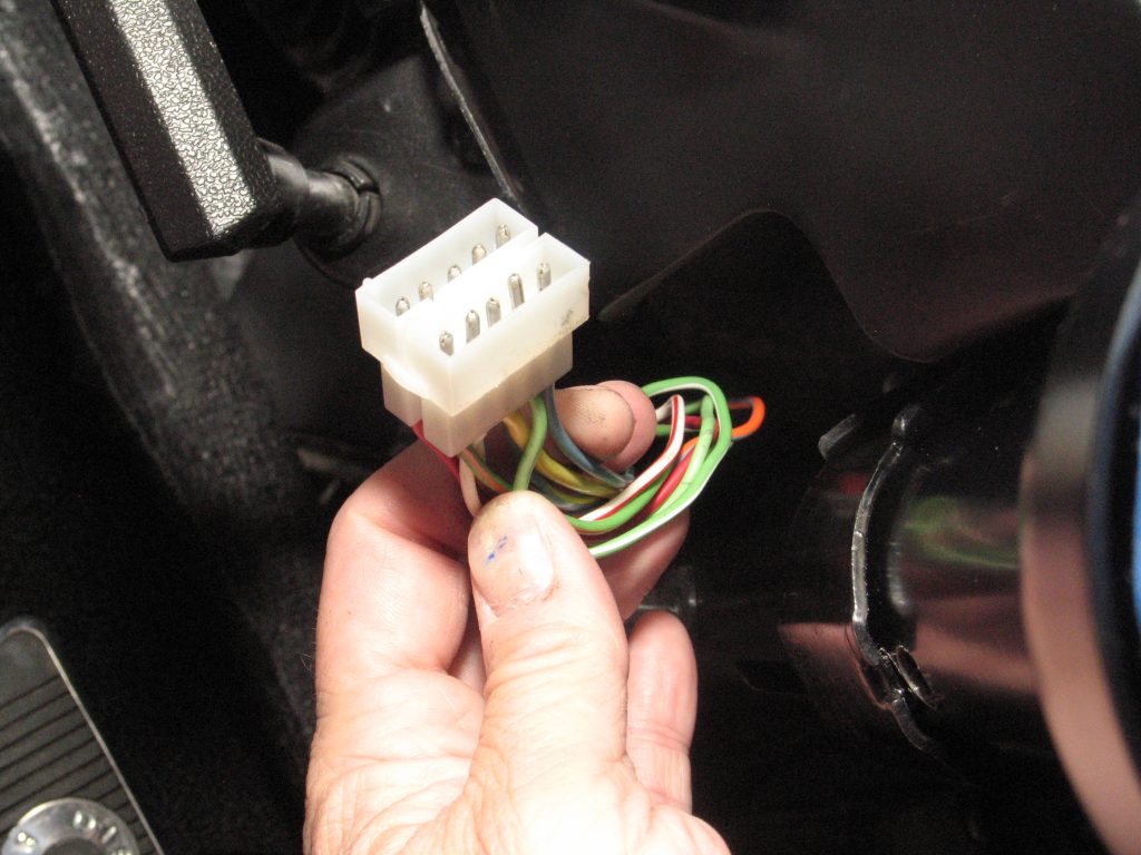 turn signal switch harness plug